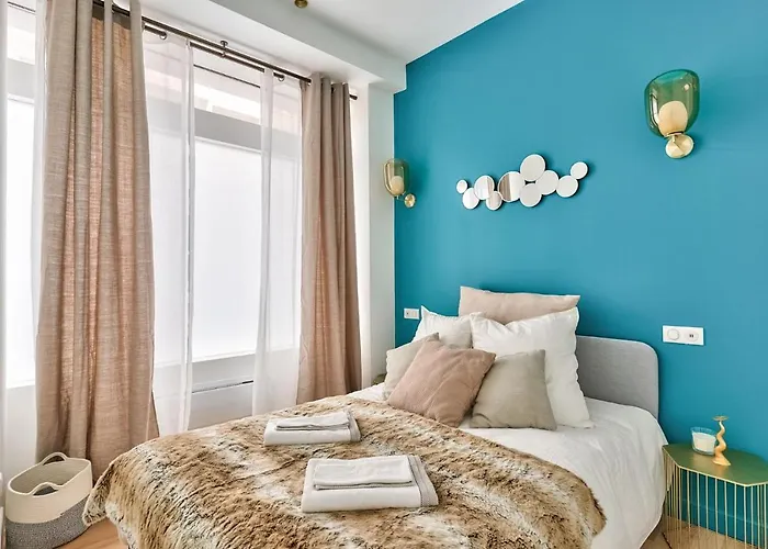 New ! Outstanding 2Br & 1Br Apt In Paris 15