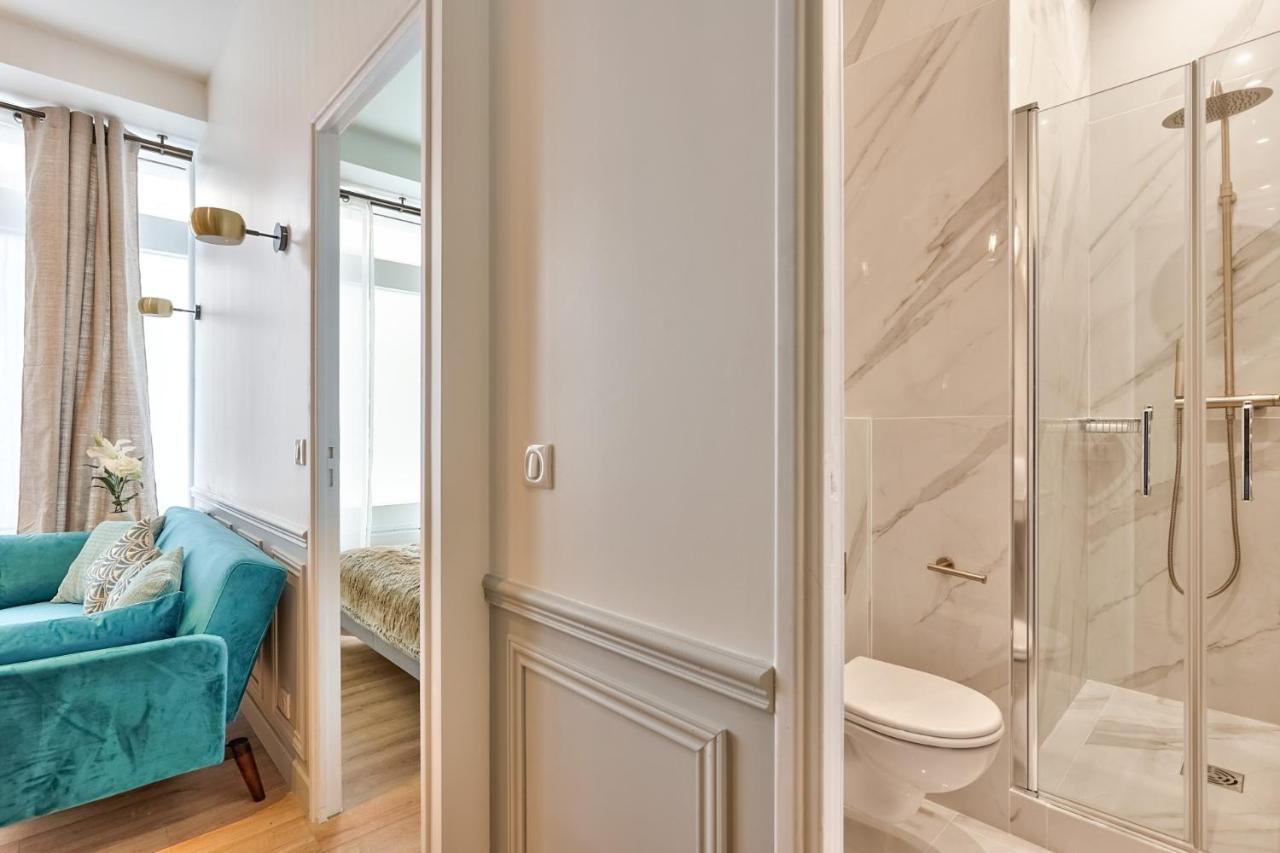 New ! Outstanding 2br & 1br In 15 *