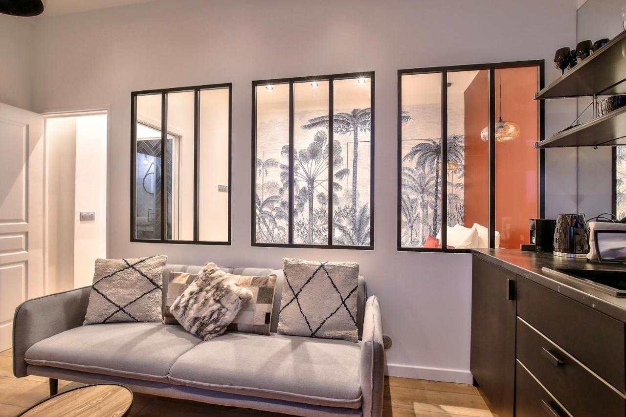 New ! Outstanding 2br & 1br In 15 *